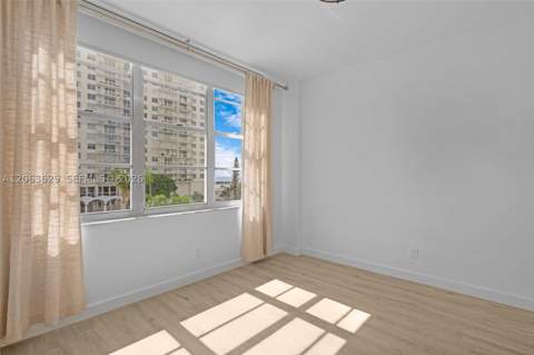 5700 Collins Ave 4C, Miami Beach FL - photo 22 of 57