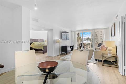 5700 Collins Ave 4C, Miami Beach FL - photo 8 of 57