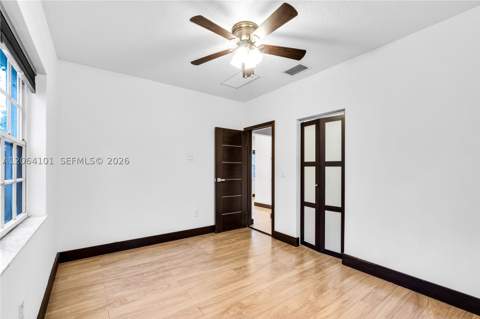 8335 E Crespi Blvd 4, Miami Beach FL - photo 11 of 25