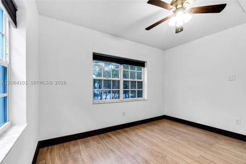 8335 E Crespi Blvd 4, Miami Beach FL - photo 12 of 25