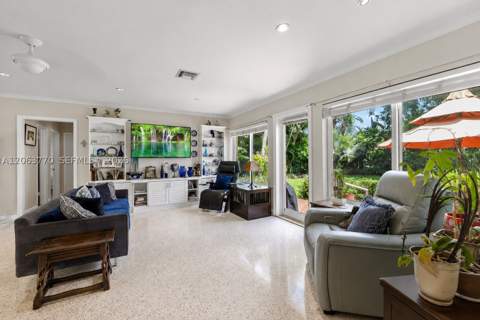 14 NW 109th St, Miami Shores FL - photo 6 of 24