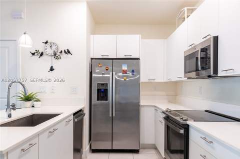 4623 NW 83rd Pkwy, Doral FL - photo 9 of 49