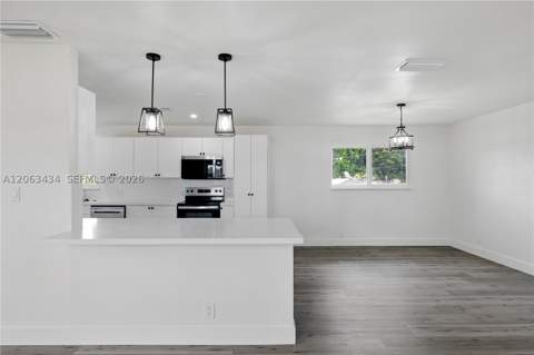 1867 NW 8th Ave, Homestead FL - photo 17 of 28