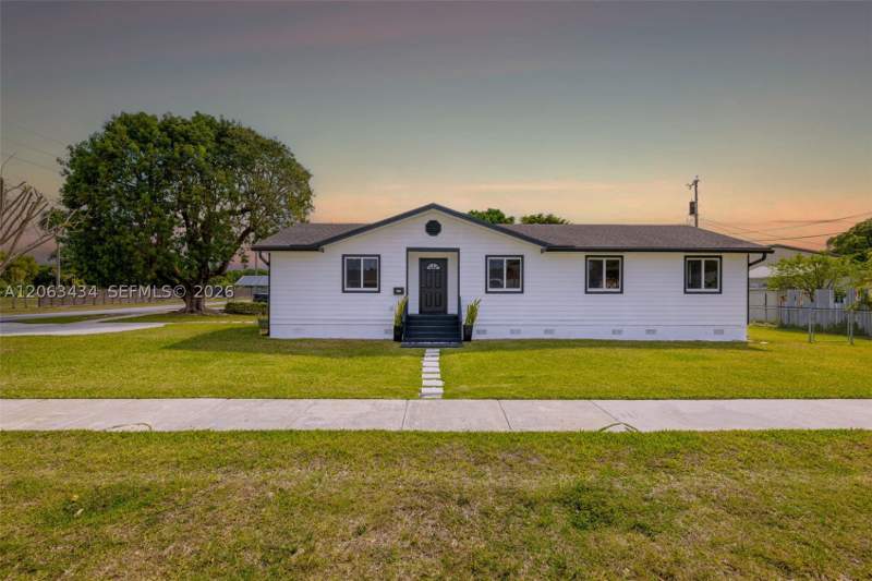 3 bedroom SingleFamilyResidence at 1867 NW 8th Ave, R J Clark Homesites, Homestead — photo 2