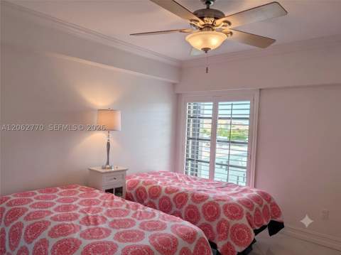 575 Crandon Blvd 706, Key Biscayne FL - photo 9 of 19
