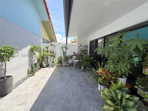 5765 SW 151st Ave, Miami FL - photo 23 of 34