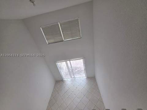 11525 NW 71st St, Doral FL - photo 11 of 27
