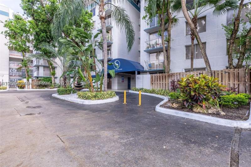 1 bedroom Condominium at 1740 NW N River Dr 419, Serenity On The River Con, Miami — photo 2