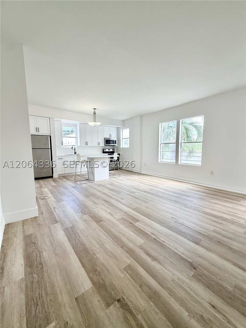 1 bedroom Condominium at 737 Jefferson Ave 204, The Sheridan Condo, Miami Beach — photo 1