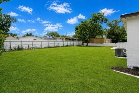 2870 NW 169th Ter, Miami Gardens FL - photo 13 of 24