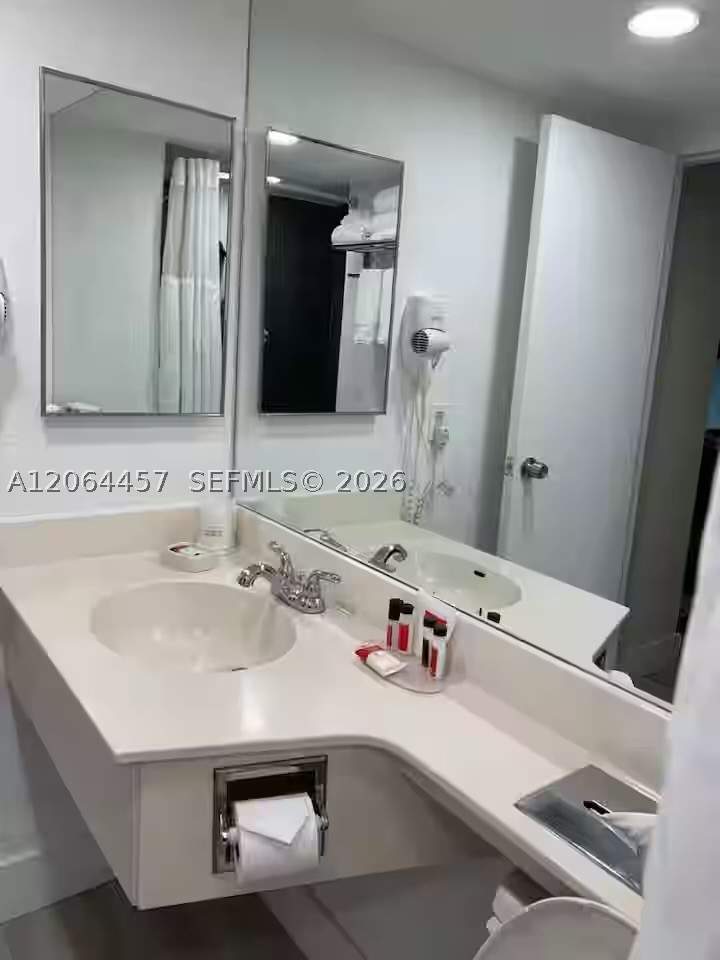 0 bedroom Condominium at 19201 Collins Ave 328, The Aventura Beach Club C, Sunny Isles Beach — photo 5