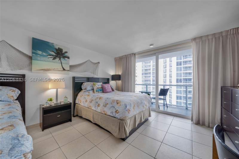 0 bedroom Condominium at 19201 N Collins Ave 1117, The Aventura Beach Club C, Sunny Isles Beach — photo 2