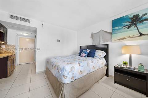 19201 N Collins Ave 1117, Sunny Isles Beach FL - photo 8 of 22