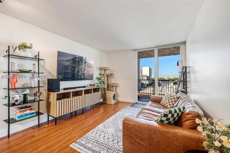 2 bedroom Condominium at 850 N Miami Ave W-906, Madison Downtown Condo, Miami — photo 5