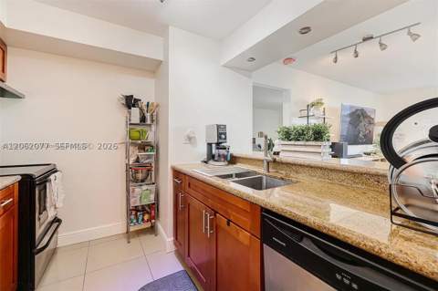 850 N Miami Ave W-906, Miami FL - photo 8 of 10