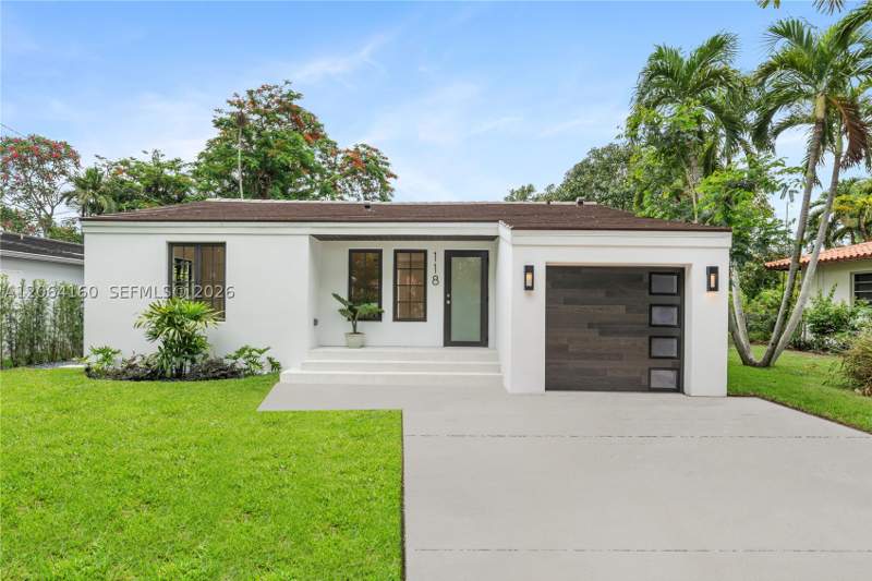 3 bedroom SingleFamilyResidence at 118 Sarto Ave, COCONUT GR SEC 1 C GAB, Coral Gables — photo 1