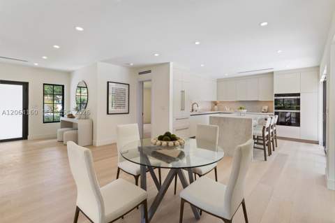 118 Sarto Ave, Coral Gables FL - photo 11 of 27