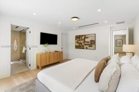 118 Sarto Ave, Coral Gables FL - photo 13 of 27
