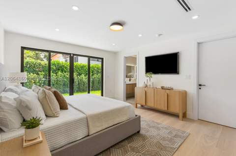 118 Sarto Ave, Coral Gables FL - photo 14 of 27