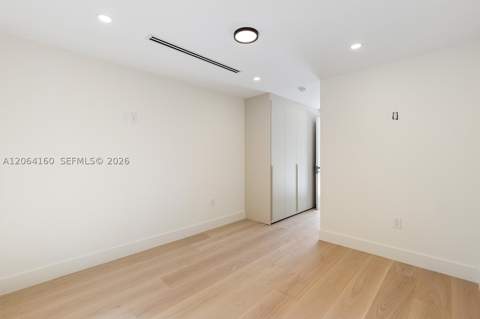 118 Sarto Ave, Coral Gables FL - photo 8 of 27
