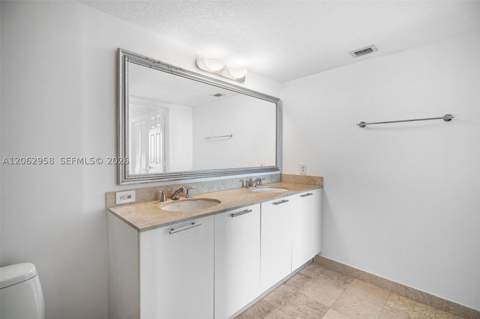 1800 N Bayshore Dr 2410, Miami FL - photo 19 of 24