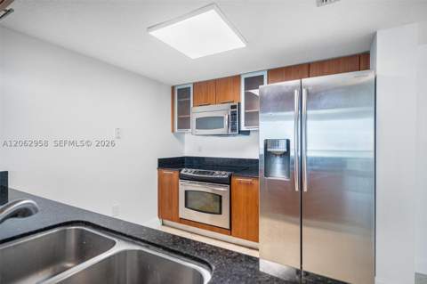 1800 N Bayshore Dr 2410, Miami FL - photo 9 of 24