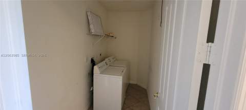 8765 SW 208th St, Cutler Bay FL - photo 20 of 49