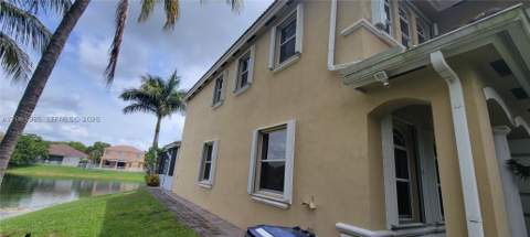 8765 SW 208th St, Cutler Bay FL - photo 24 of 49