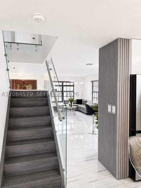 18758 NW 78th Pl, Hialeah FL - photo 8 of 33