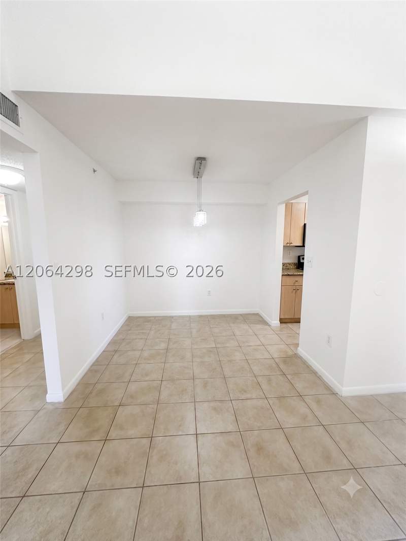 1 bedroom Condominium at 7220 NW 179 St 201, Villa Bellini Condo, Hialeah — photo 4