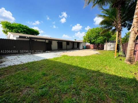 2950 NW 210th Ter, Miami Gardens FL - photo 18 of 21