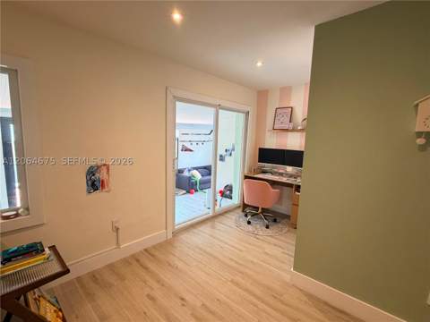 1525 SW 19th Ter, Miami FL - photo 15 of 37