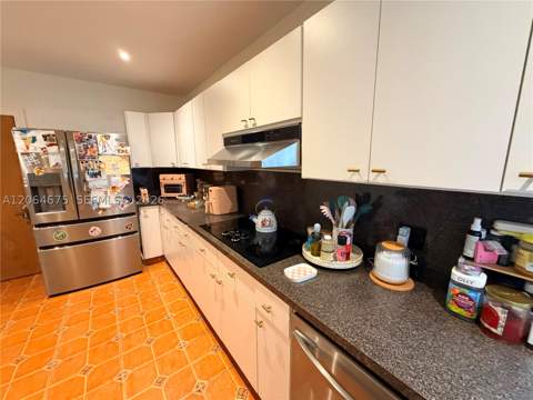 1525 SW 19th Ter, Miami FL - photo 9 of 37