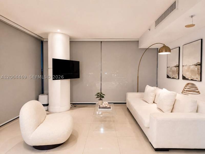 2 bedroom Condominium at 92 SW 3rd St 1210, Mint Condo, Miami — photo 3
