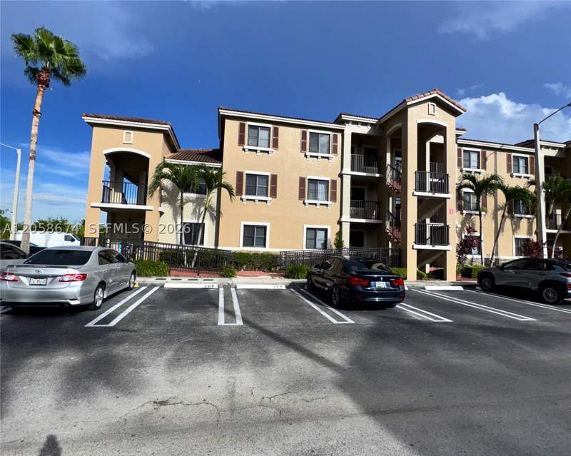 3 bedroom Condominium at 22441 SW 88th Pl 201-5, The Courts At Bayshore II, Cutler Bay — photo 2