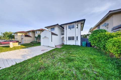 14137 SW 164th Ter, Miami FL - photo 11 of 35