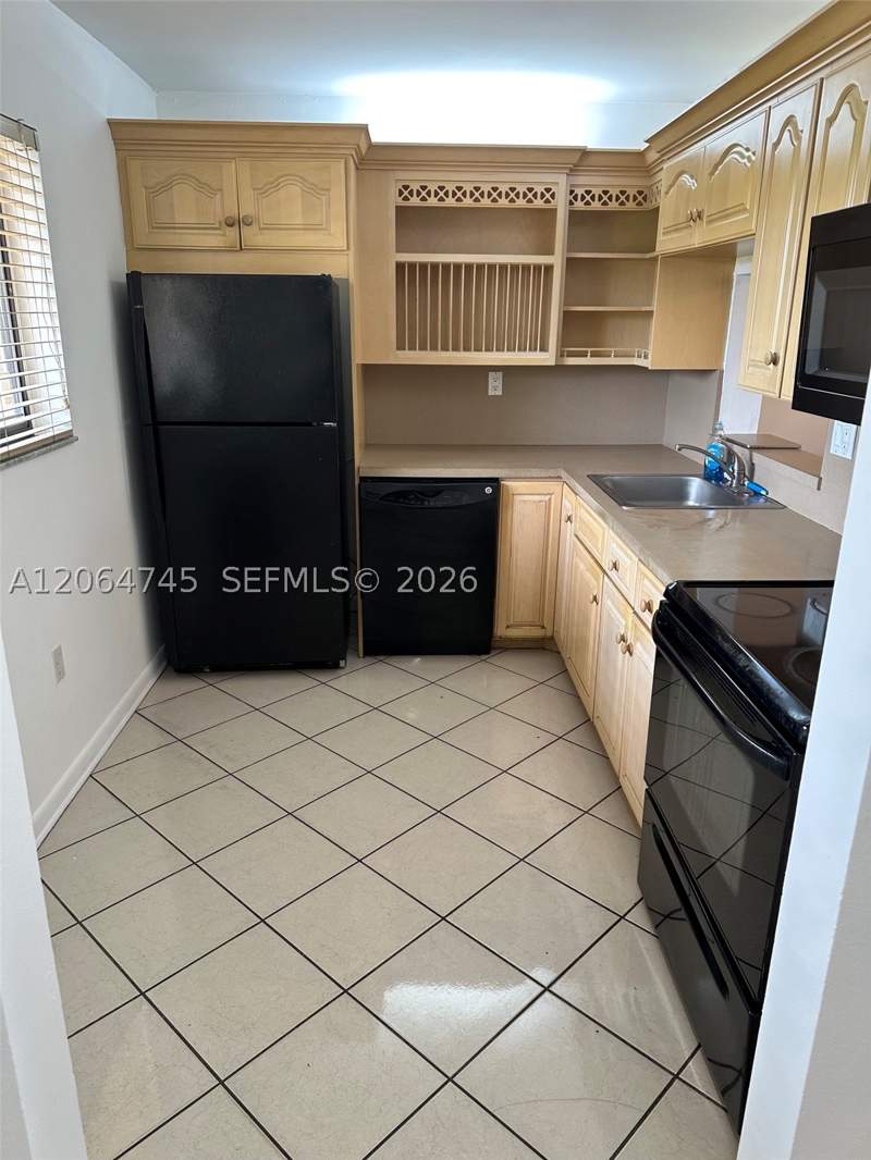2 bedroom Condominium at 8415 SW 107th Ave 303W, Kendall Acres West Condo, Miami — photo 3