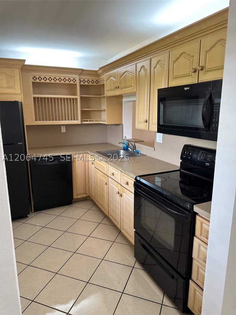 2 bedroom Condominium at 8415 SW 107th Ave 303W, Kendall Acres West Condo, Miami — photo 5