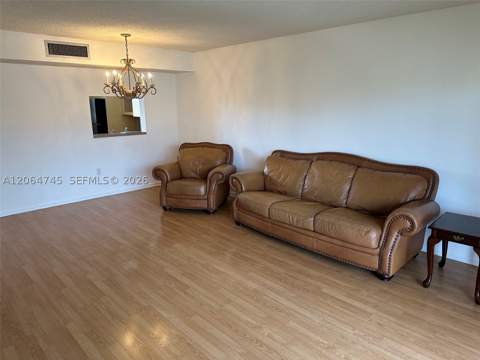 8415 SW 107th Ave 303W, Miami FL - photo 9 of 34