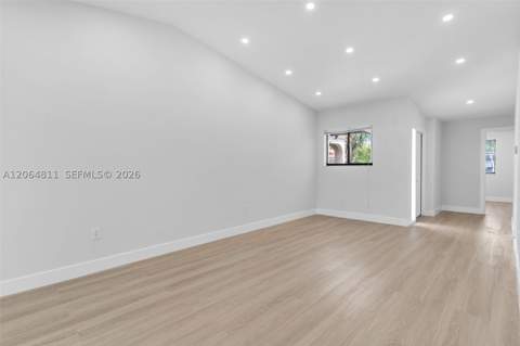 2523 W 65th St, Hialeah FL - photo 10 of 44