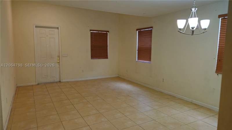 5 bedroom SingleFamilyResidence at 3477 SE 3rd St, Baywinds Of Dominica And, Homestead — photo 4