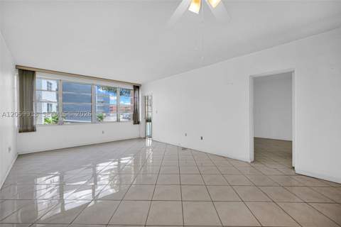18555 NE 14th Ave 502, Miami FL - photo 11 of 43