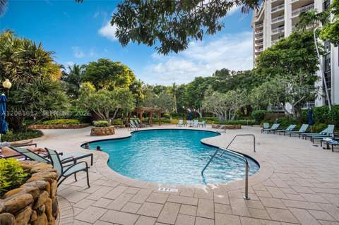 2000 Towerside Ter 1510, Miami FL - photo 14 of 72