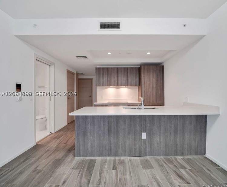 1 bedroom Condominium at 801 S Miami Ave 1807, 801 Sma Residences Condo, Miami — photo 4