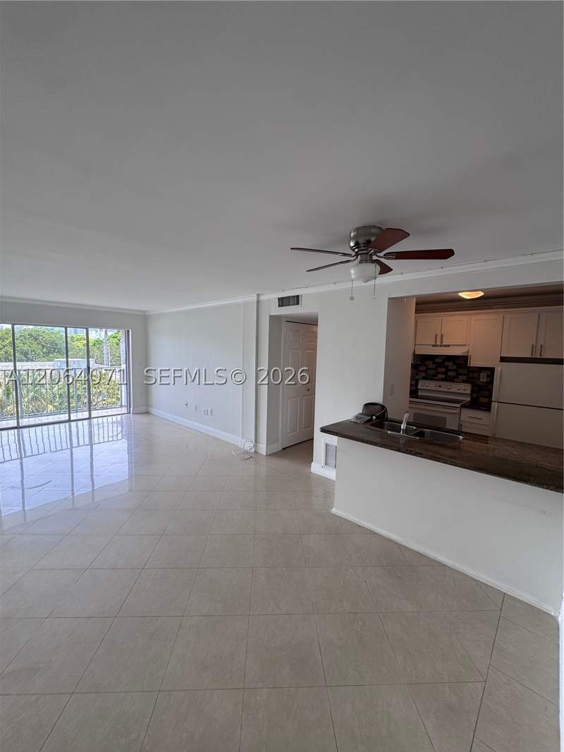 2 bedroom Condominium at 2530 SW 3rd Ave 306, Coral Way Manor Condo, Miami — photo 4