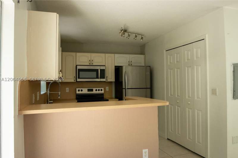 3 bedroom Condominium at 1240 SE 31st Ct 106-32, Venetia Gardens South Con, Homestead — photo 3