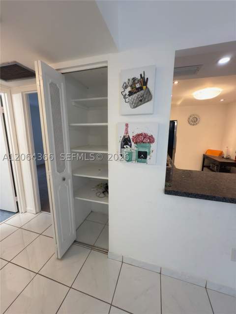 3675 N Country Club Dr 109, Aventura FL - photo 13 of 29