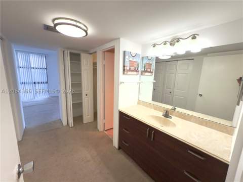 3675 N Country Club Dr 109, Aventura FL - photo 20 of 29