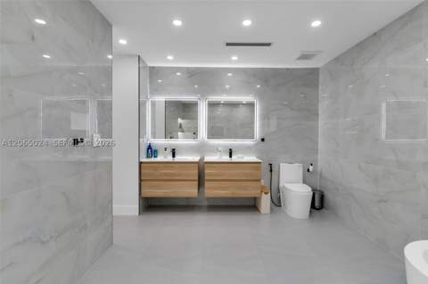 11243 SW 174th Ter, Miami FL - photo 17 of 43