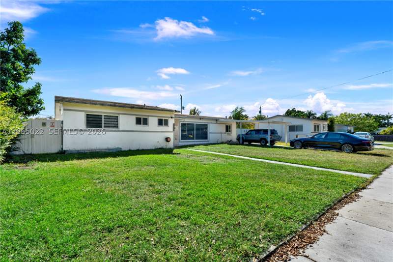 3 bedroom SingleFamilyResidence at 10100 Nicaragua Dr, Cutler Ridge Sec 3, Cutler Bay — photo 4